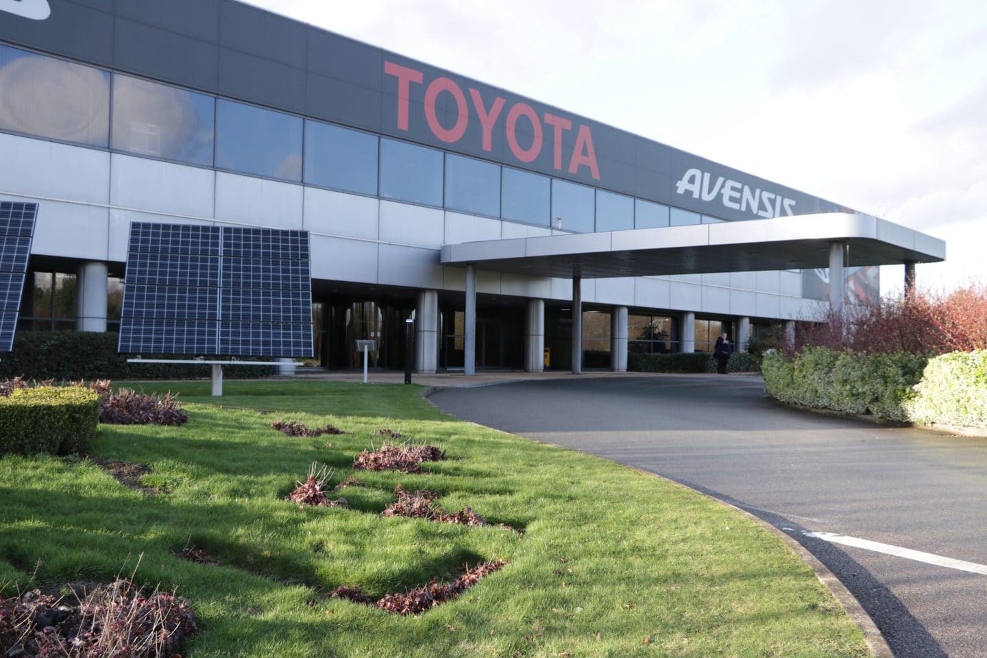 Toyota Burnaston, Paint